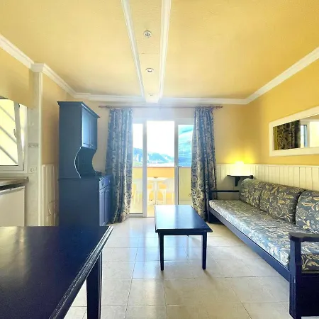 Apartment Overlooking The Atlantic Ocean From The Balcony In Puerto De La Cruz Apartment