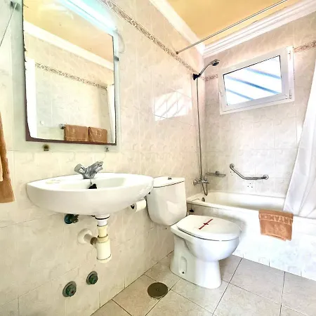 Apartment Apartment Overlooking The Atlantic Ocean From The Balcony In Puerto De La Cruz