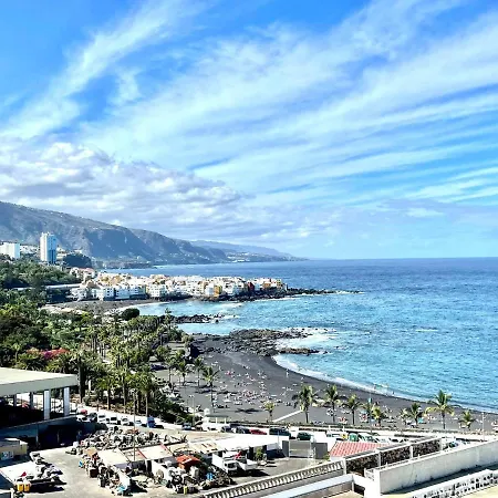 Apartment Overlooking The Atlantic Ocean From The Balcony In Puerto De La Cruz Apartment *